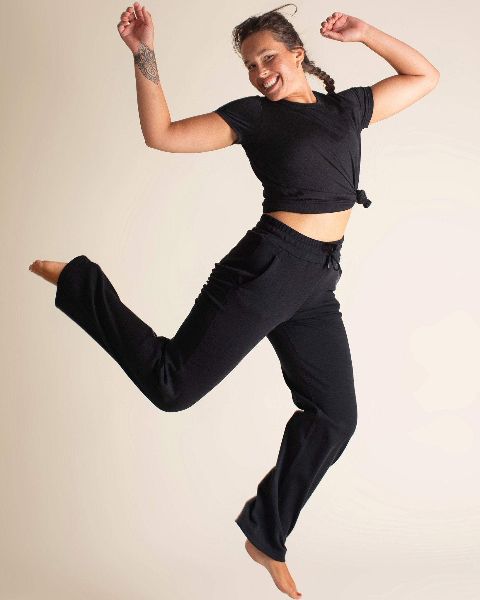 alt-text-reaname-test-Merino Short Sleeve Tee-Tops-BRANWYN | Performance Innerwear-BRANWYN | Women's Merino Short Sleeve Tee, BRANWYN women's Merino Short Sleeve Tee is crafted from naturally sustainable wool. Soft, breathable, odor-resistant, and perfect as a baselayer or activewear.-BRANWYN | Performance Innerwear