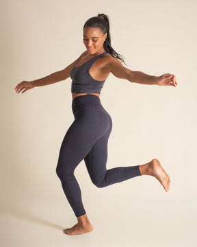 Essential Compressive Legging 28"